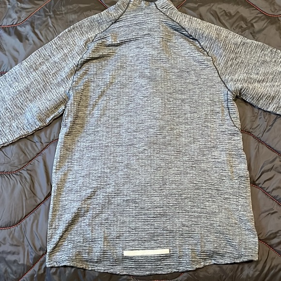 Nike ThermaFit Dri-Fit Long Sleeve Running Top - Picture 6 of 10